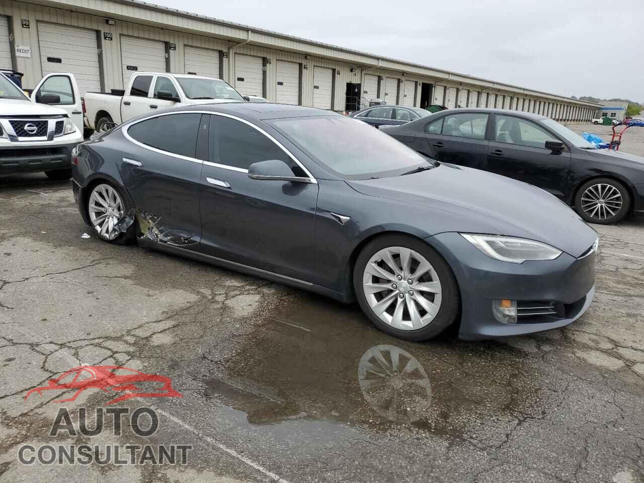 TESLA MODEL S 2018 - 5YJSA1E23JF277377