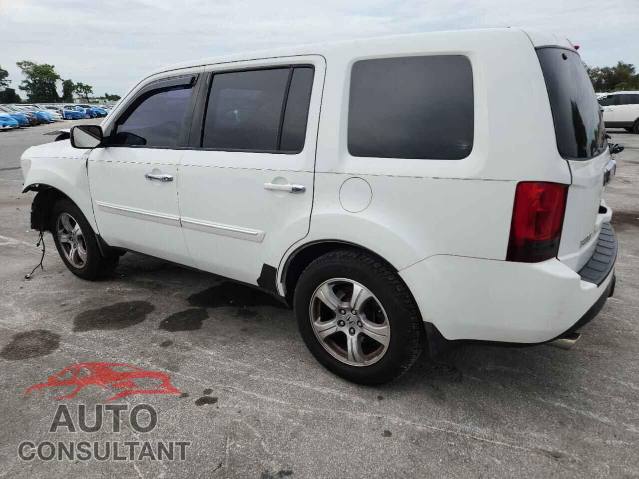 HONDA PILOT 2013 - 5FNYF3H71DB022178