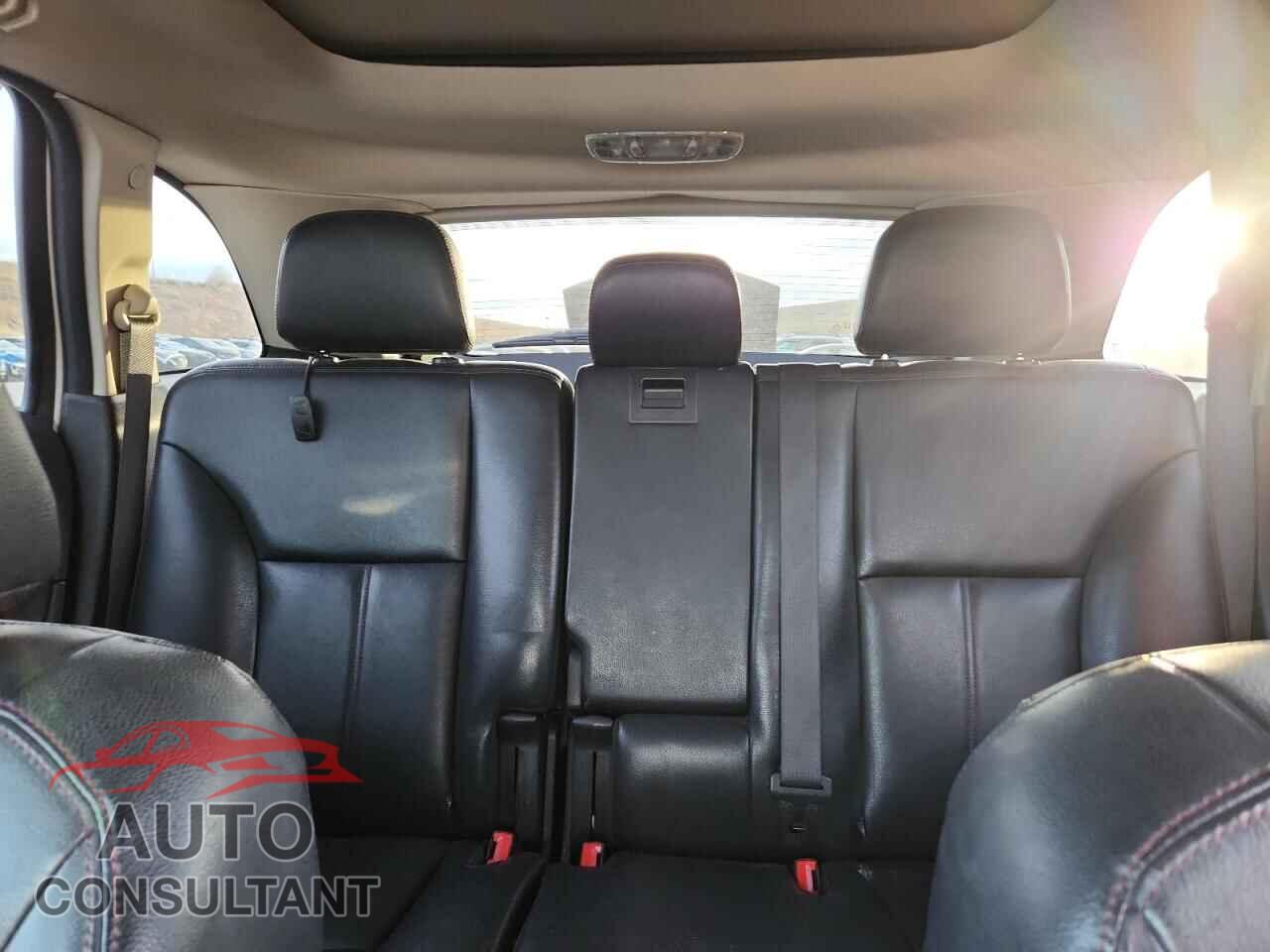 FORD EDGE 2011 - 2FMDK3JC9BBA92423