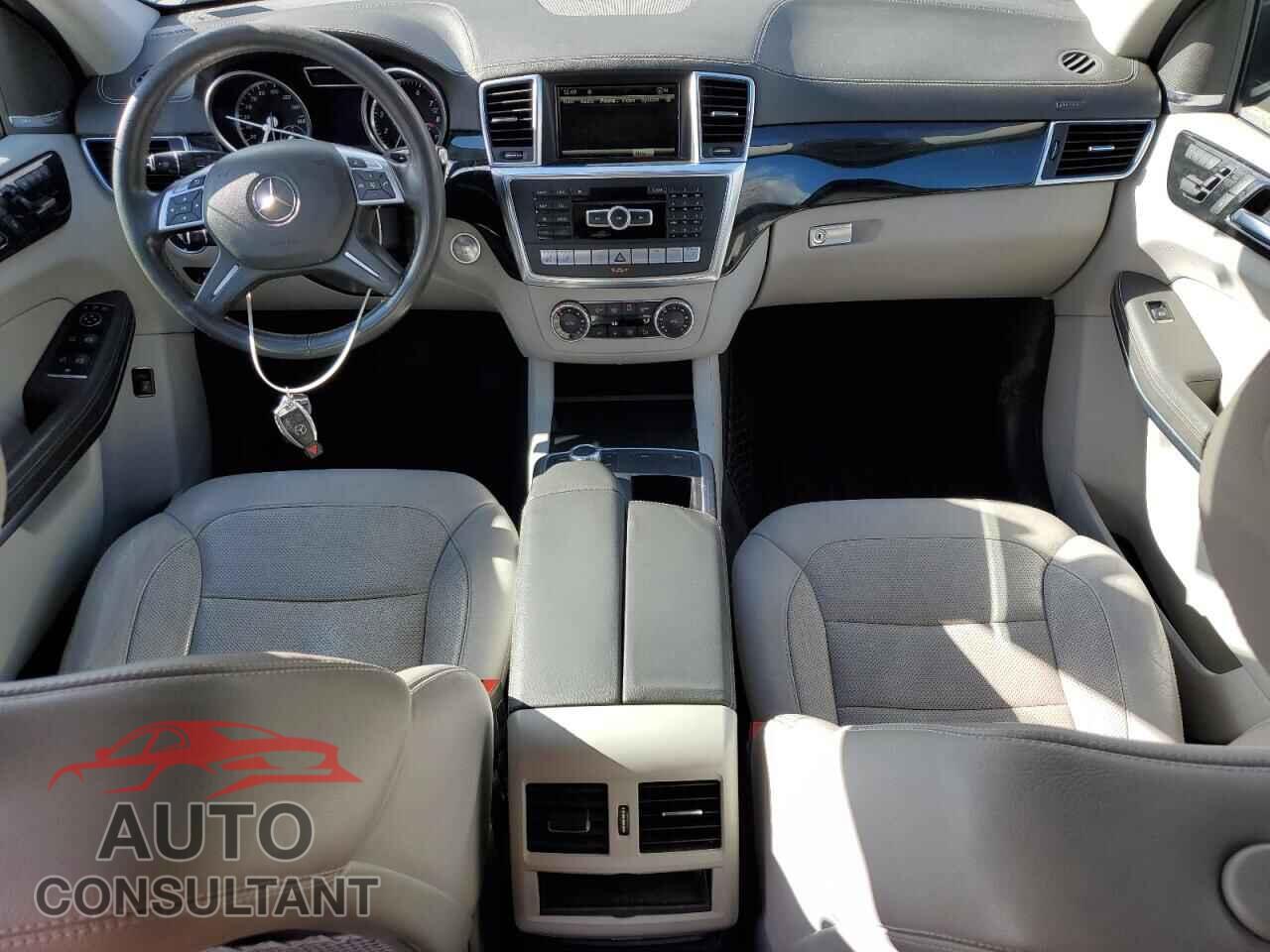 MERCEDES-BENZ GL-CLASS 2014 - 4JGDF7CE7EA397980