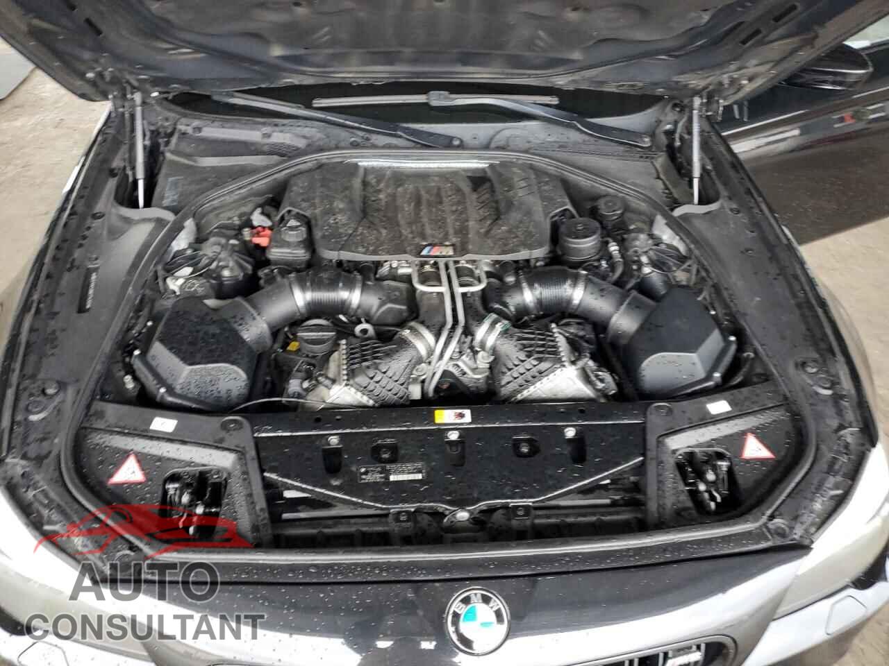 BMW M5 2013 - WBSFV9C5XDC774132