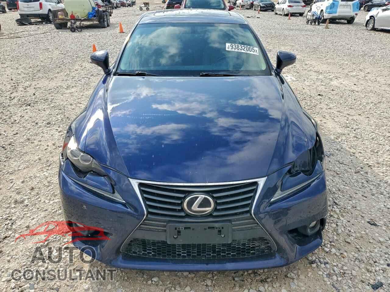 LEXUS IS 2015 - JTHBF1D28F5054505