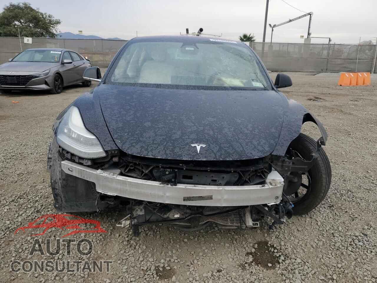 TESLA MODEL 3 2019 - 5YJ3E1EA4KF315085