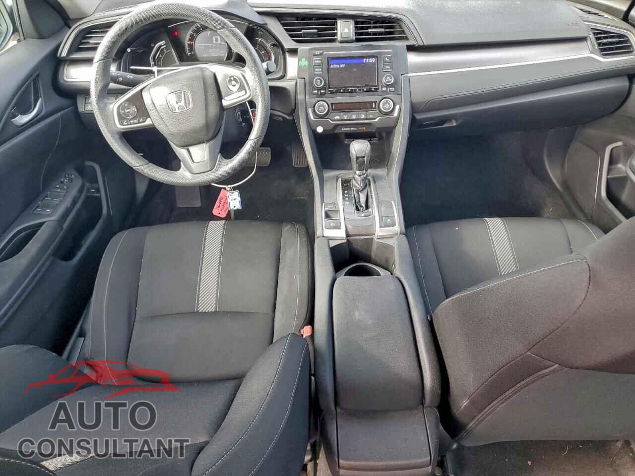 HONDA CIVIC 2018 - 19XFC2F56JE200048