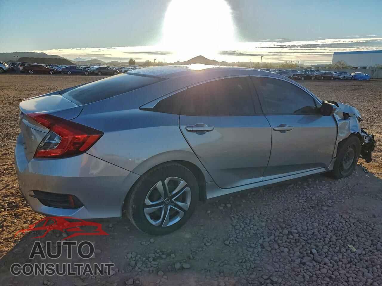 HONDA CIVIC 2018 - 2HGFC2F58JH584792