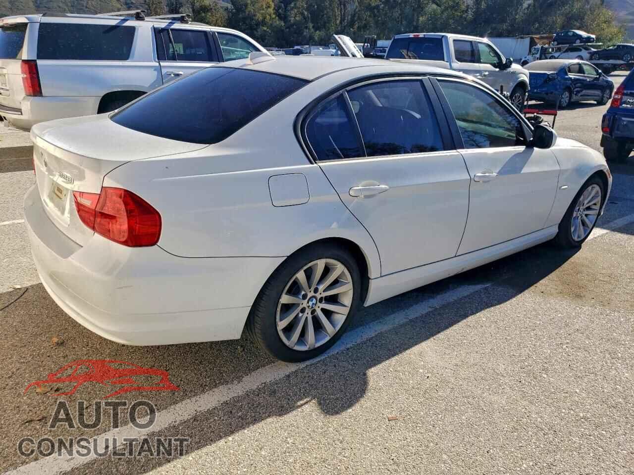 BMW 3 SERIES 2011 - WBAPH7C57BE852601