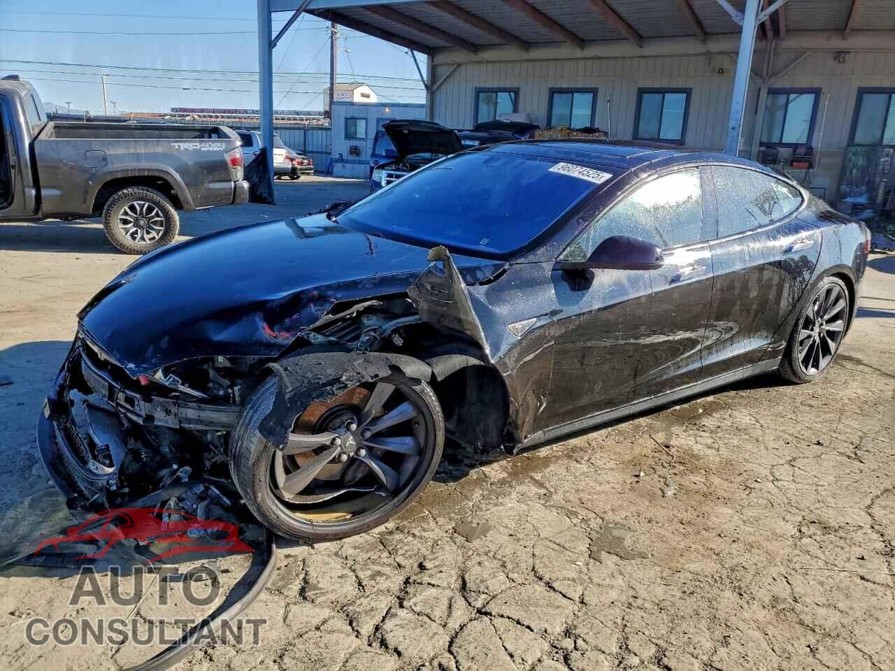 TESLA MODEL S 2015 - 5YJSA1H28FF080949