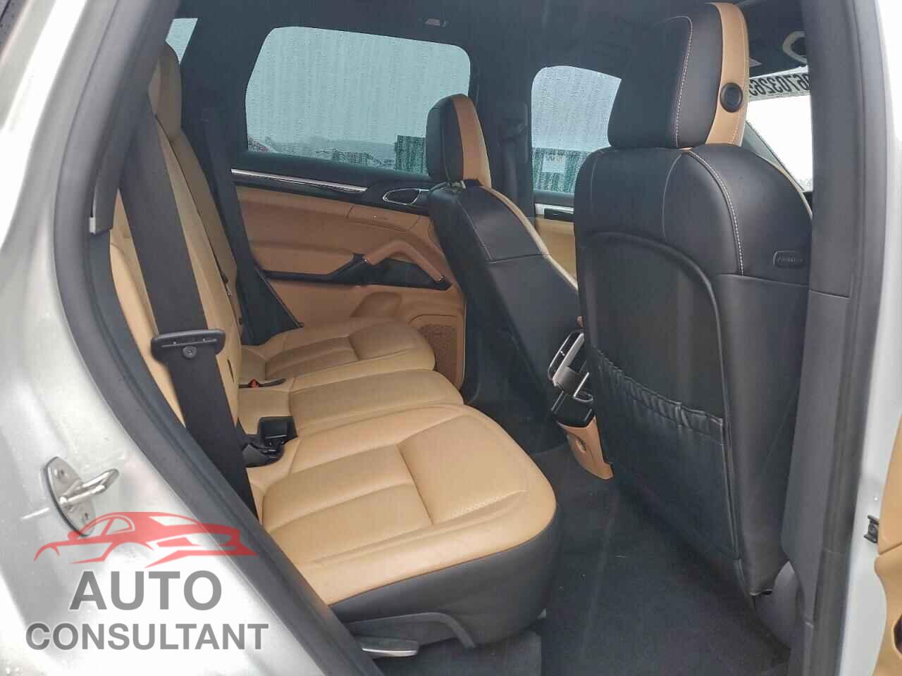 PORSCHE CAYENNE 2016 - WP1AA2A25GLA04789
