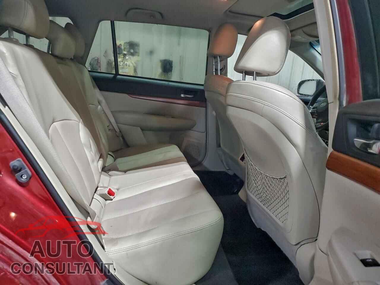 SUBARU OUTBACK 2014 - 4S4BRBLC3E3318325