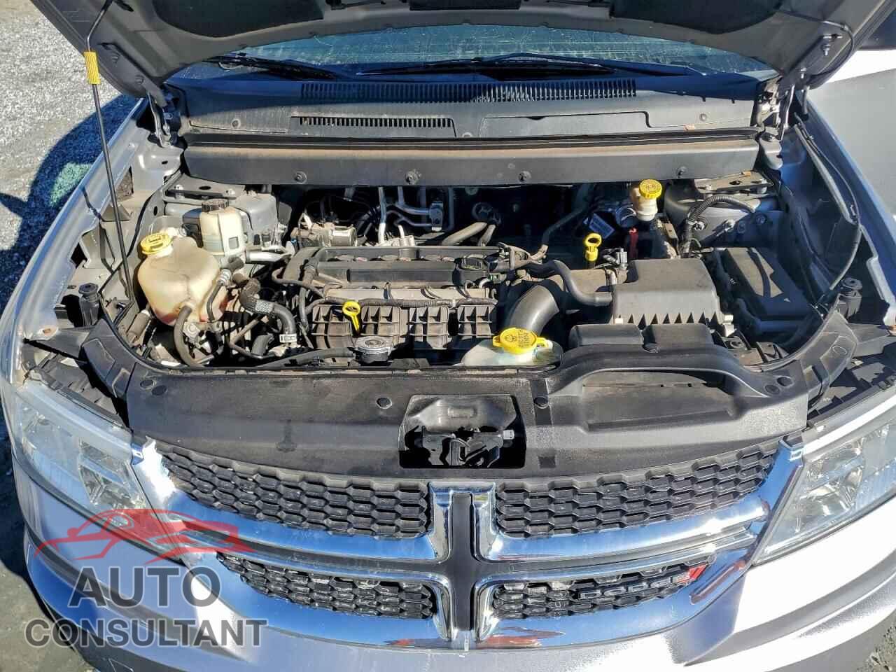 DODGE JOURNEY 2015 - 3C4PDCAB2FT747079