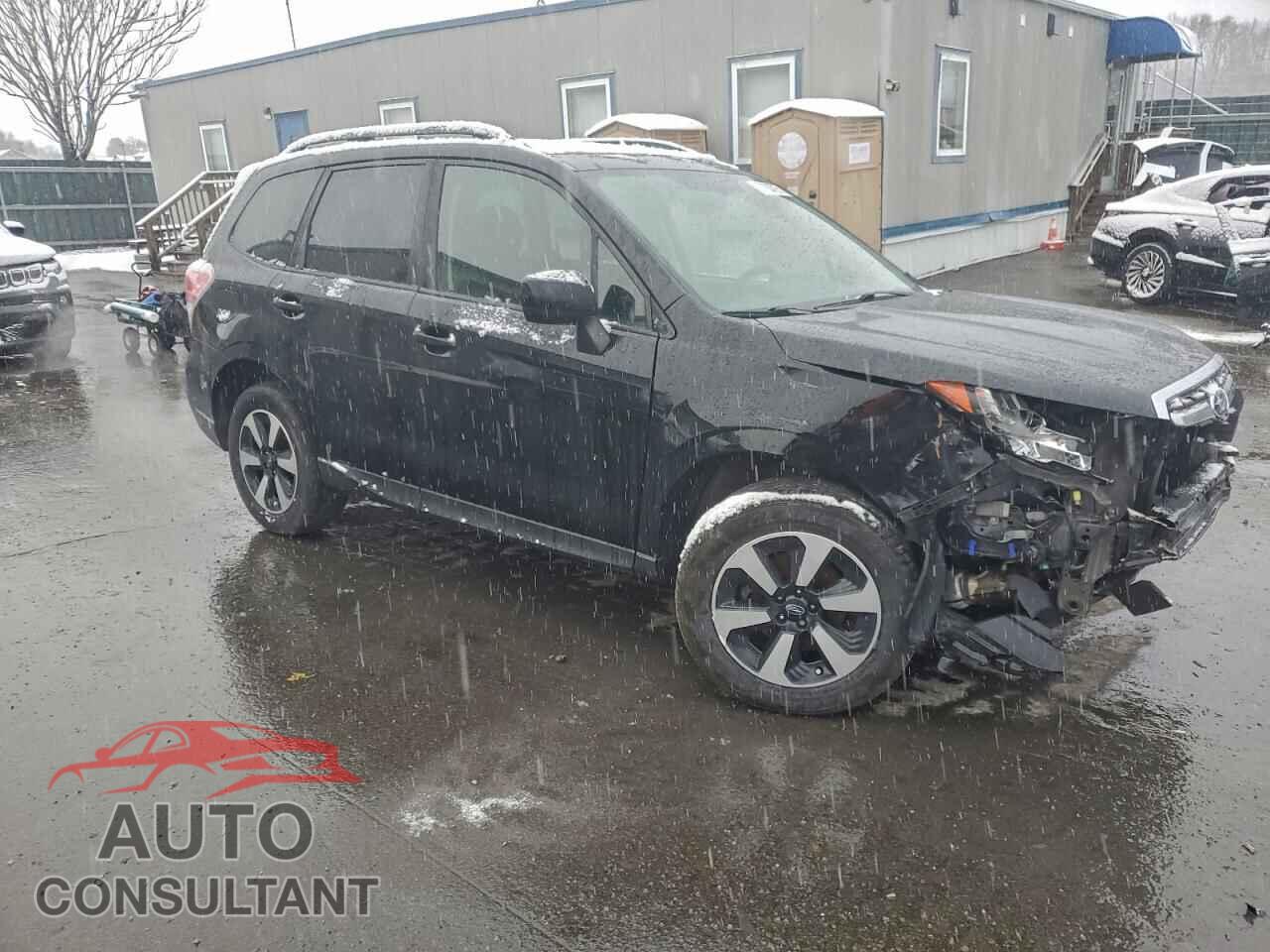 SUBARU FORESTER 2018 - JF2SJAEC0JH450220