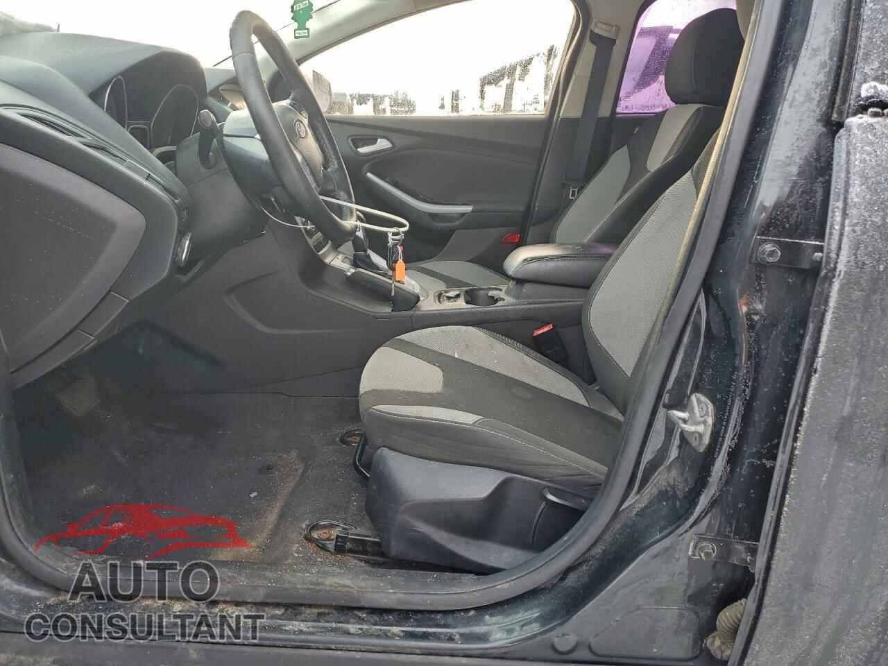 FORD FOCUS 2014 - 1FADP3F29EL220644