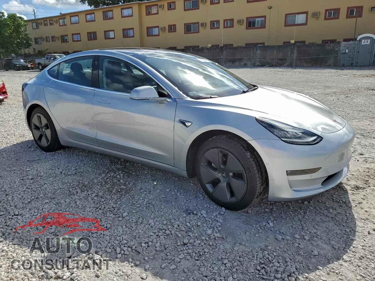 TESLA MODEL 3 2018 - 5YJ3E1EA7JF034882