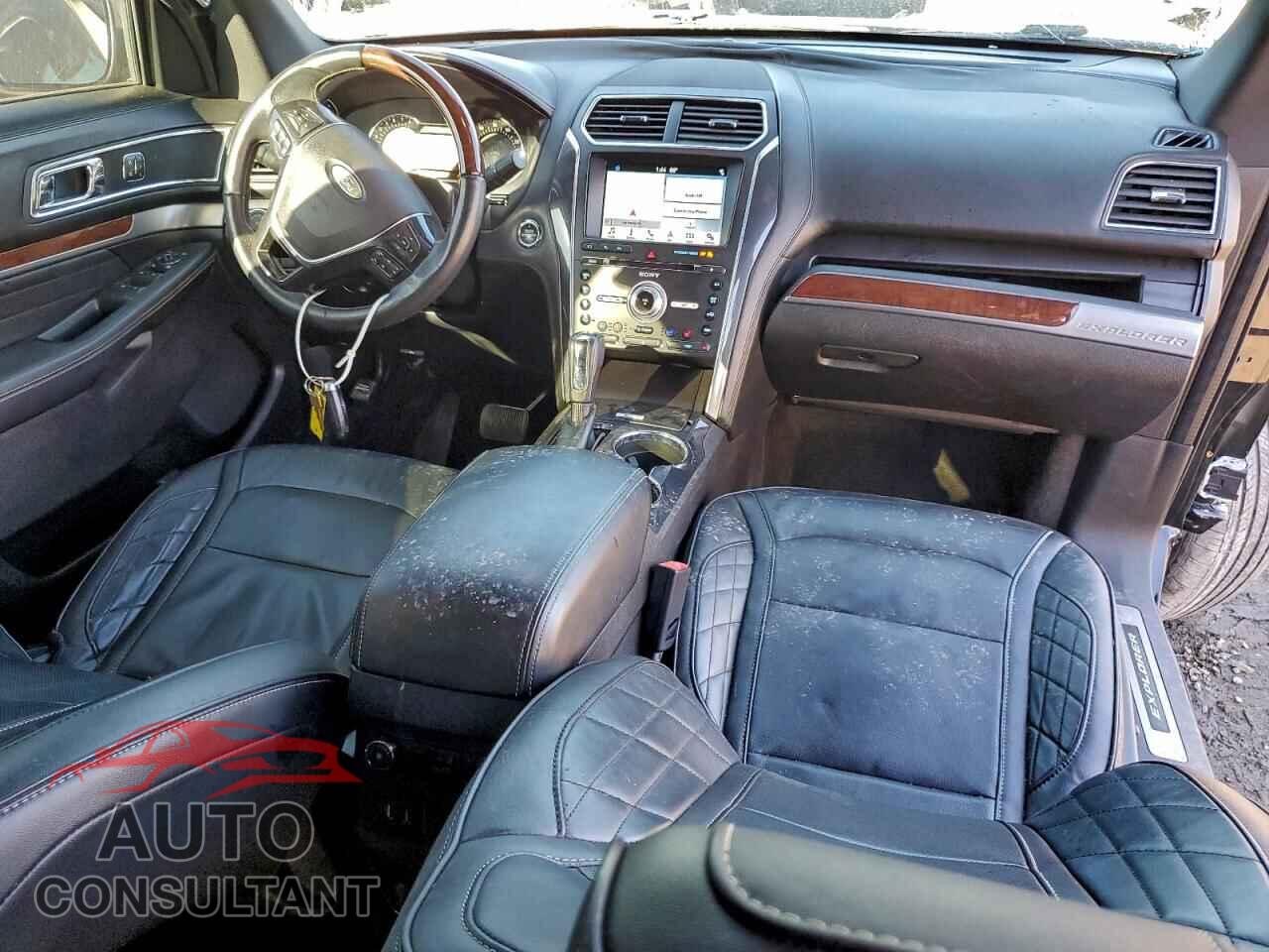 FORD EXPLORER 2018 - 1FM5K8HT9JGB31638
