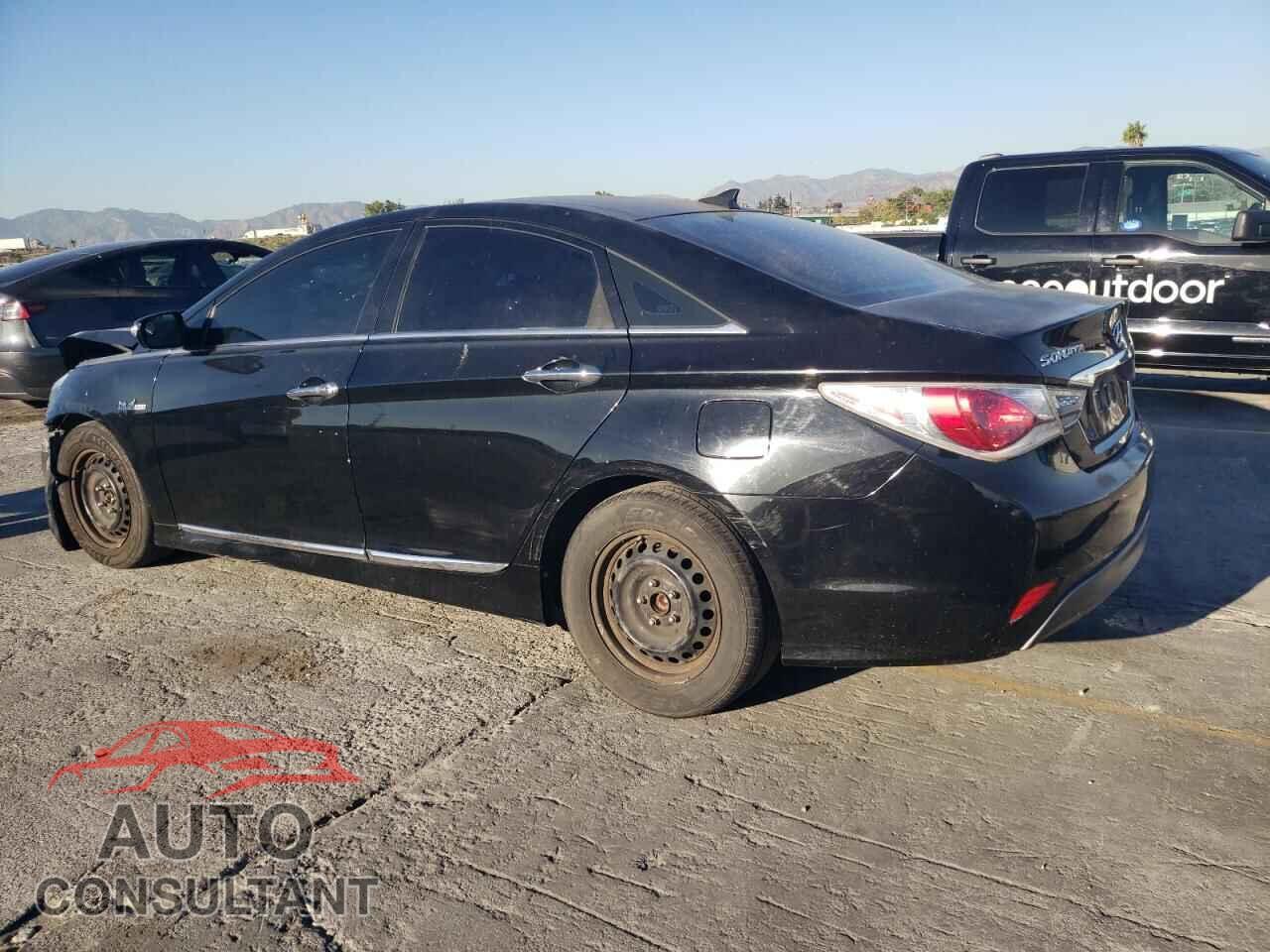 HYUNDAI SONATA 2012 - KMHEC4A45CA020681