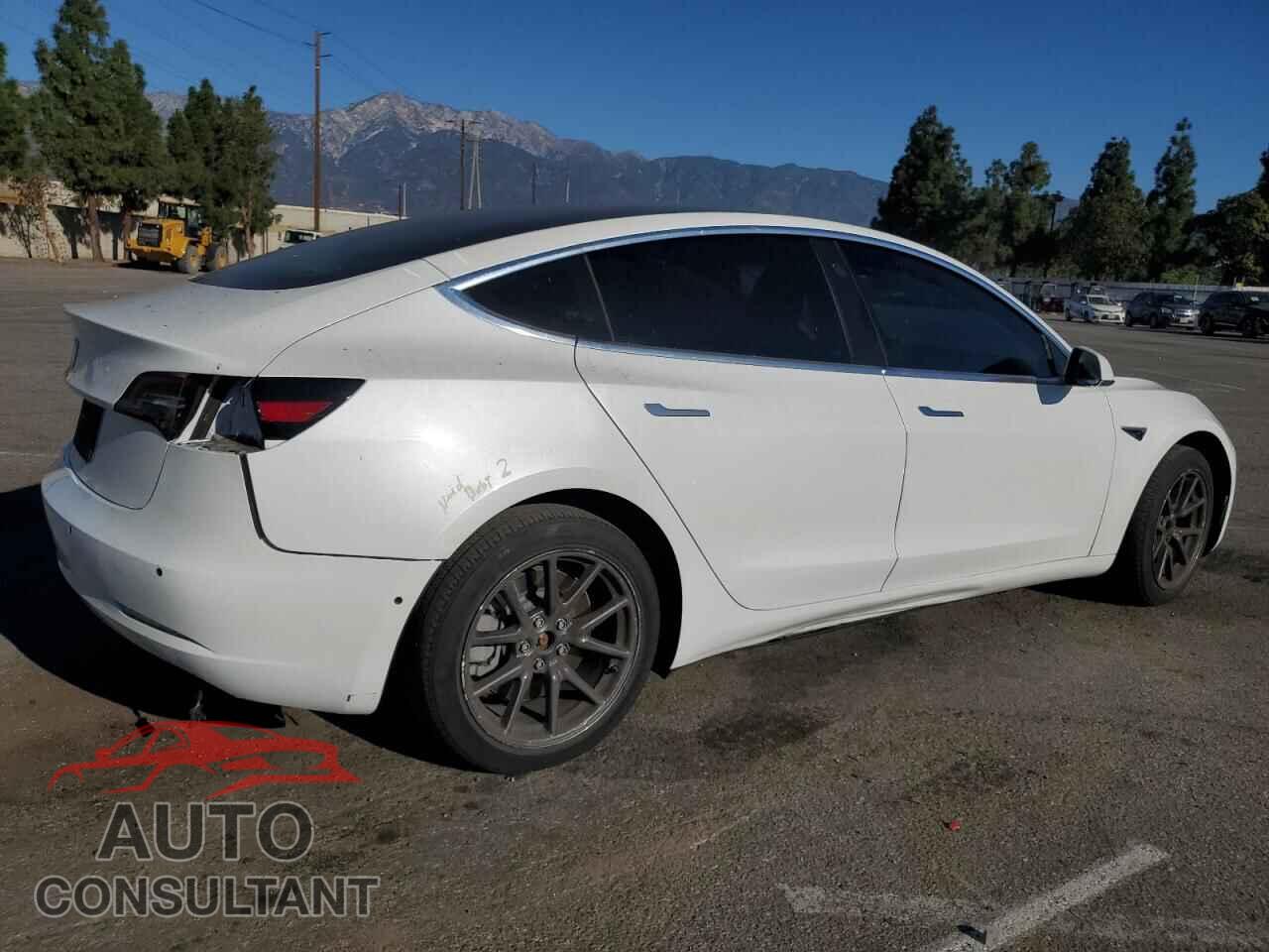 TESLA MODEL 3 2019 - 5YJ3E1EA7KF484663
