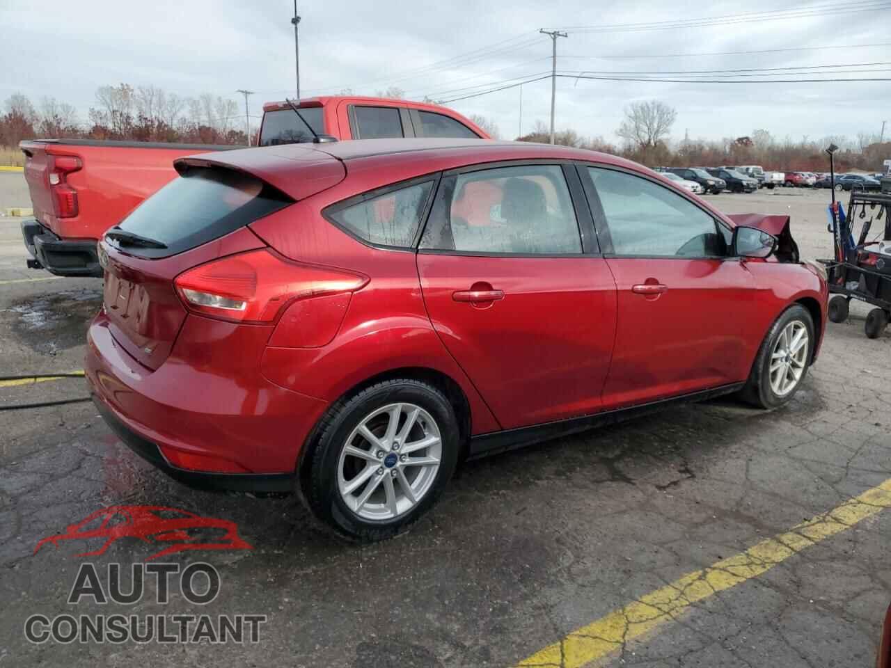 FORD FOCUS 2017 - 1FADP3K24HL301366