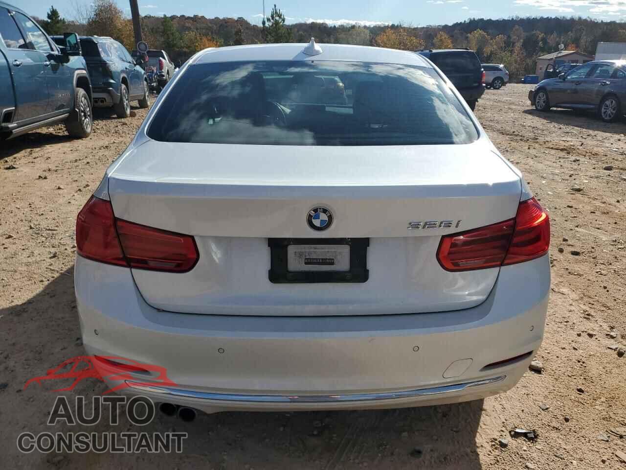 BMW 3 SERIES 2016 - WBA8E9G56GNU28319