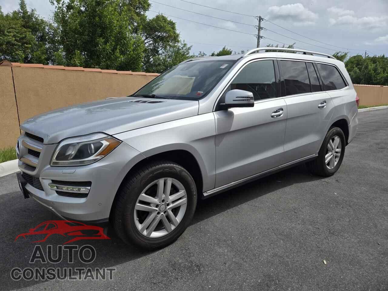 MERCEDES-BENZ GL-CLASS 2014 - 4JGDF7CE4EA323044