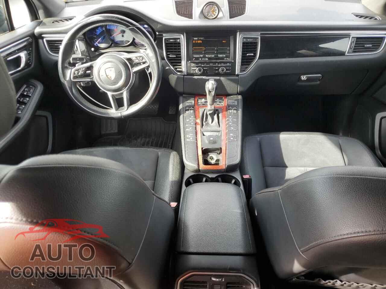 PORSCHE MACAN 2016 - WP1AB2A52GLB52986
