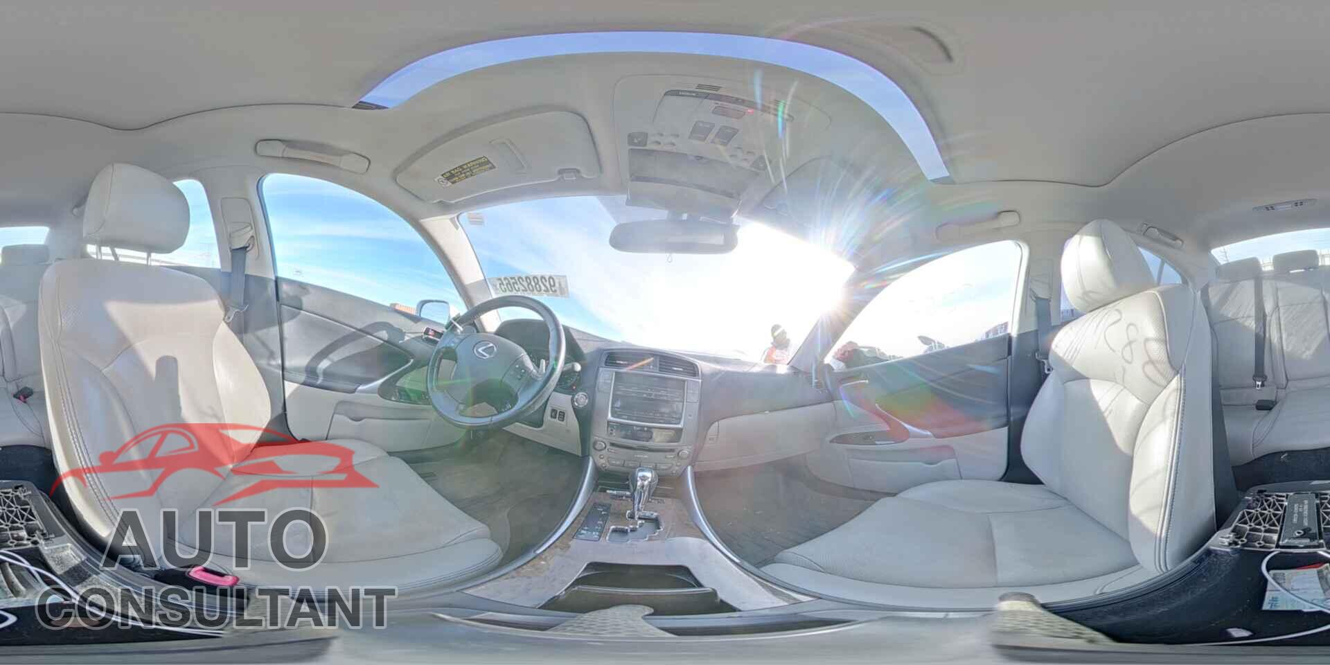 LEXUS IS 2010 - JTHCF5C25A2033151