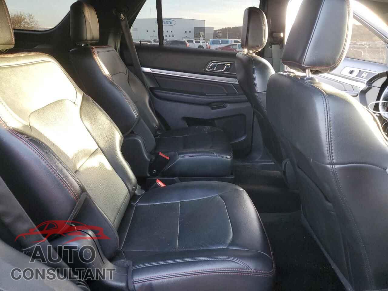 FORD EXPLORER 2018 - 1FM5K8GT3JGB43639