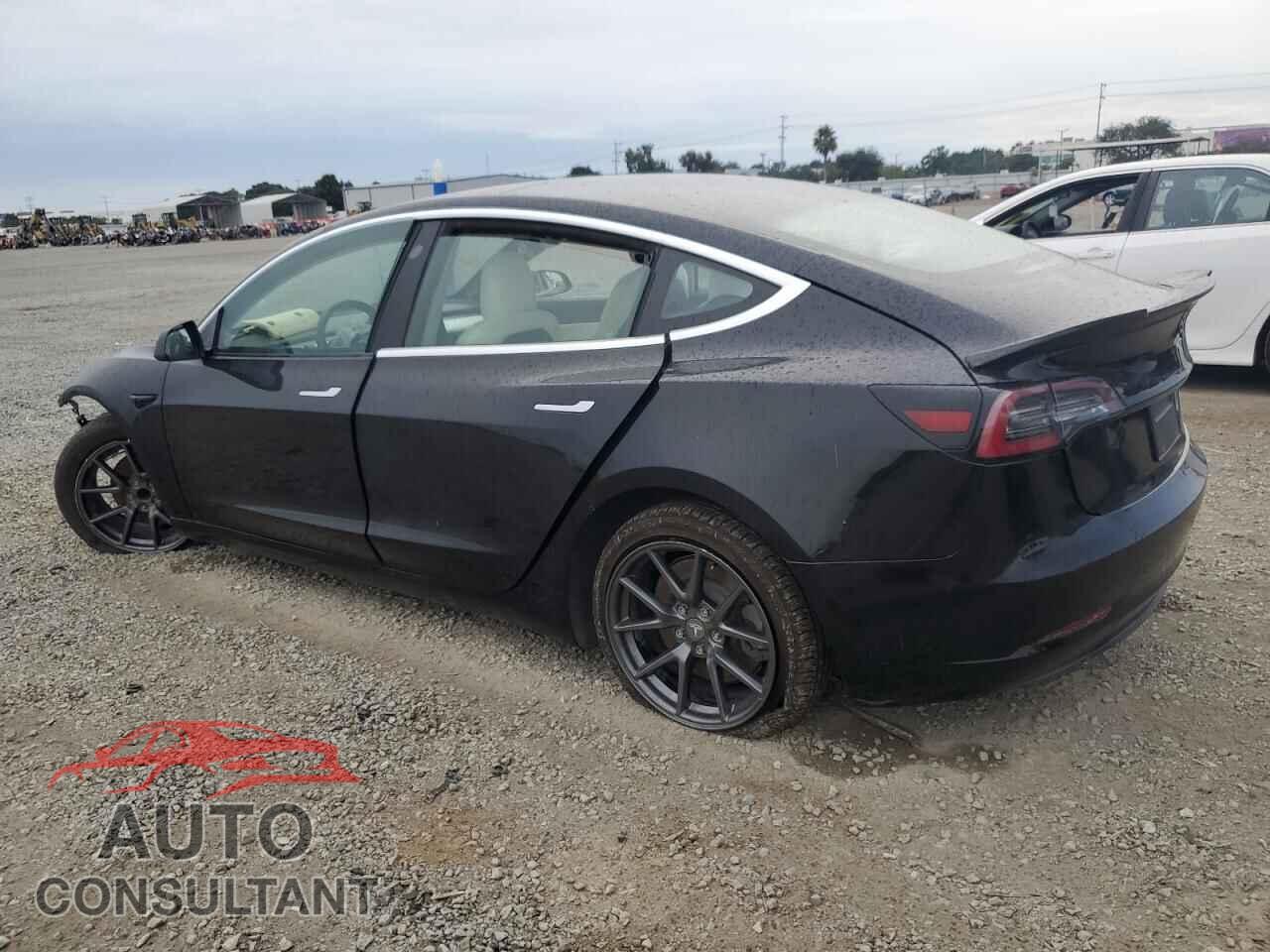 TESLA MODEL 3 2019 - 5YJ3E1EA4KF315085