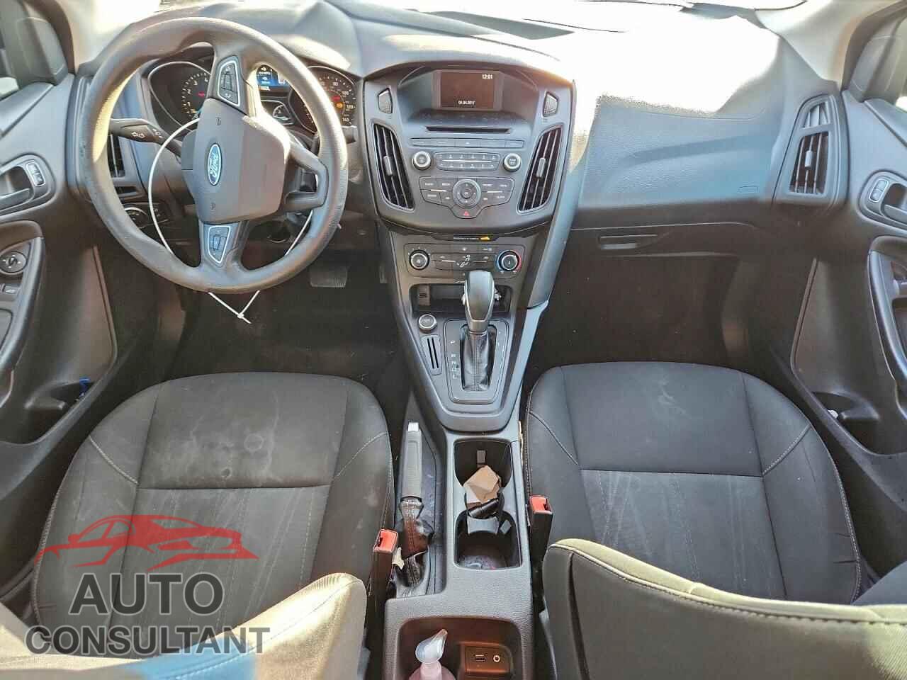 FORD FOCUS 2017 - 1FADP3E2XHL229827