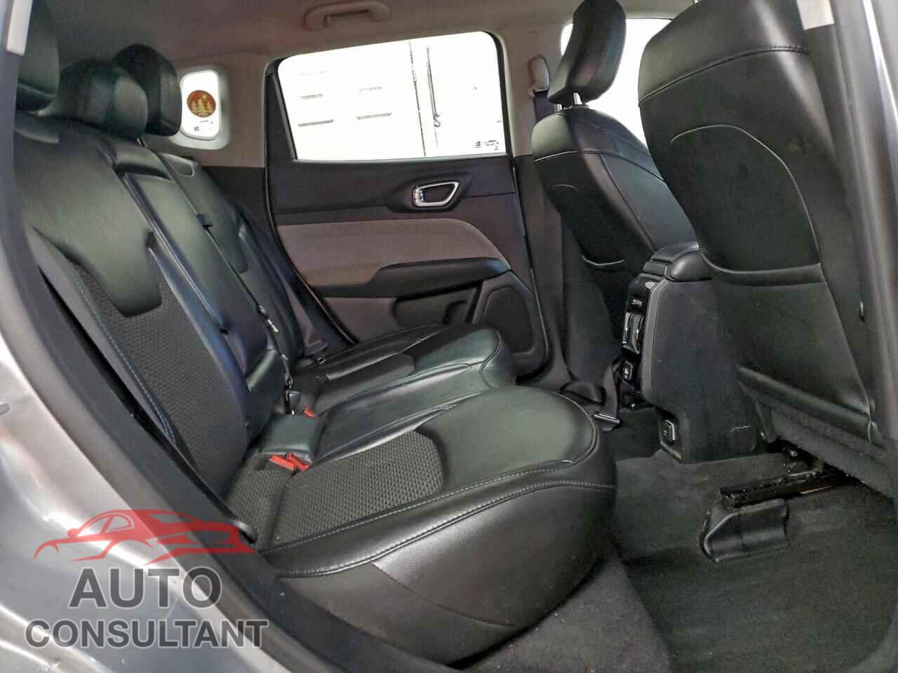 JEEP COMPASS 2022 - 3C4NJCBB1NT150499