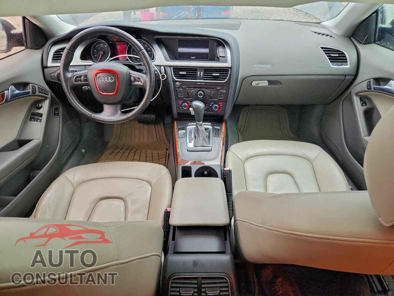 AUDI A5 2012 - WAULFAFR0CA002124