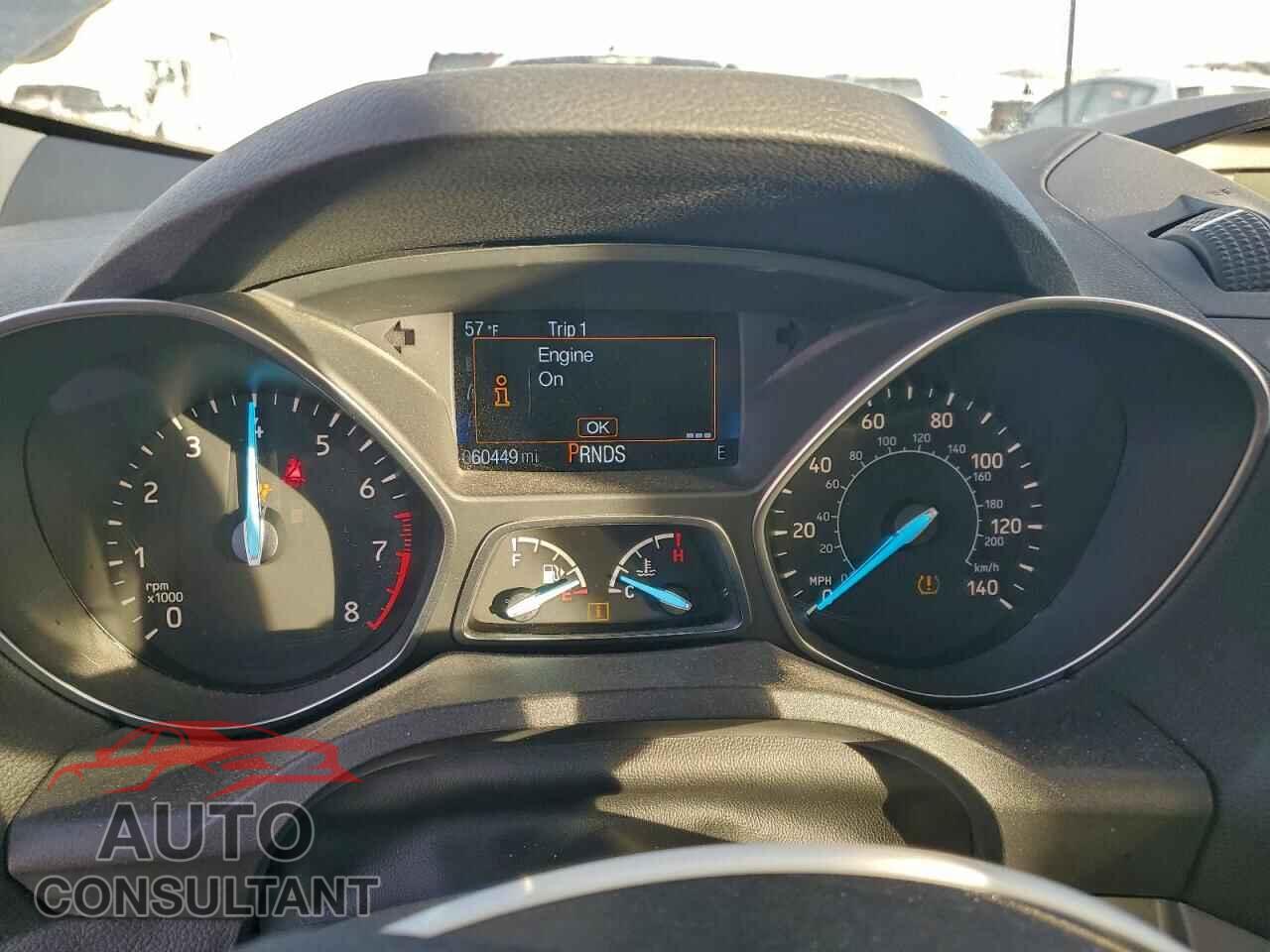 FORD ESCAPE 2017 - 1FMCU0F76HUB79909
