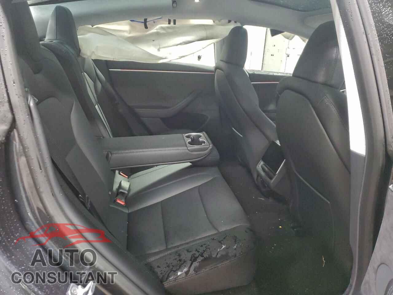TESLA MODEL 3 2025 - 5YJ3E1EB7SF914362