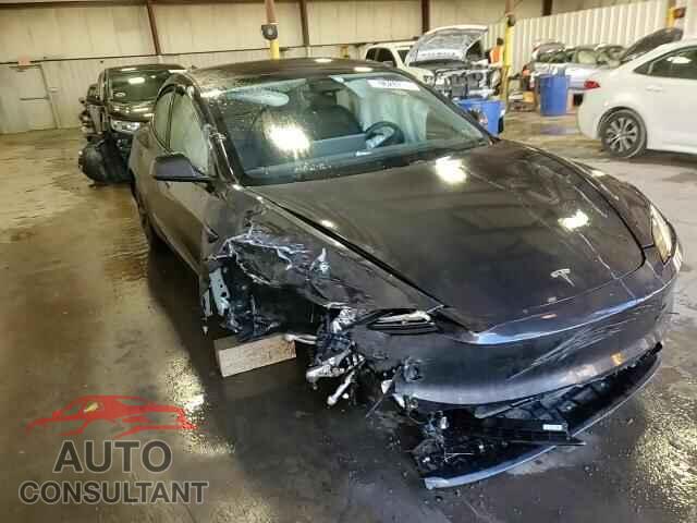 TESLA MODEL 3 2025 - 5YJ3E1EA5SF022523