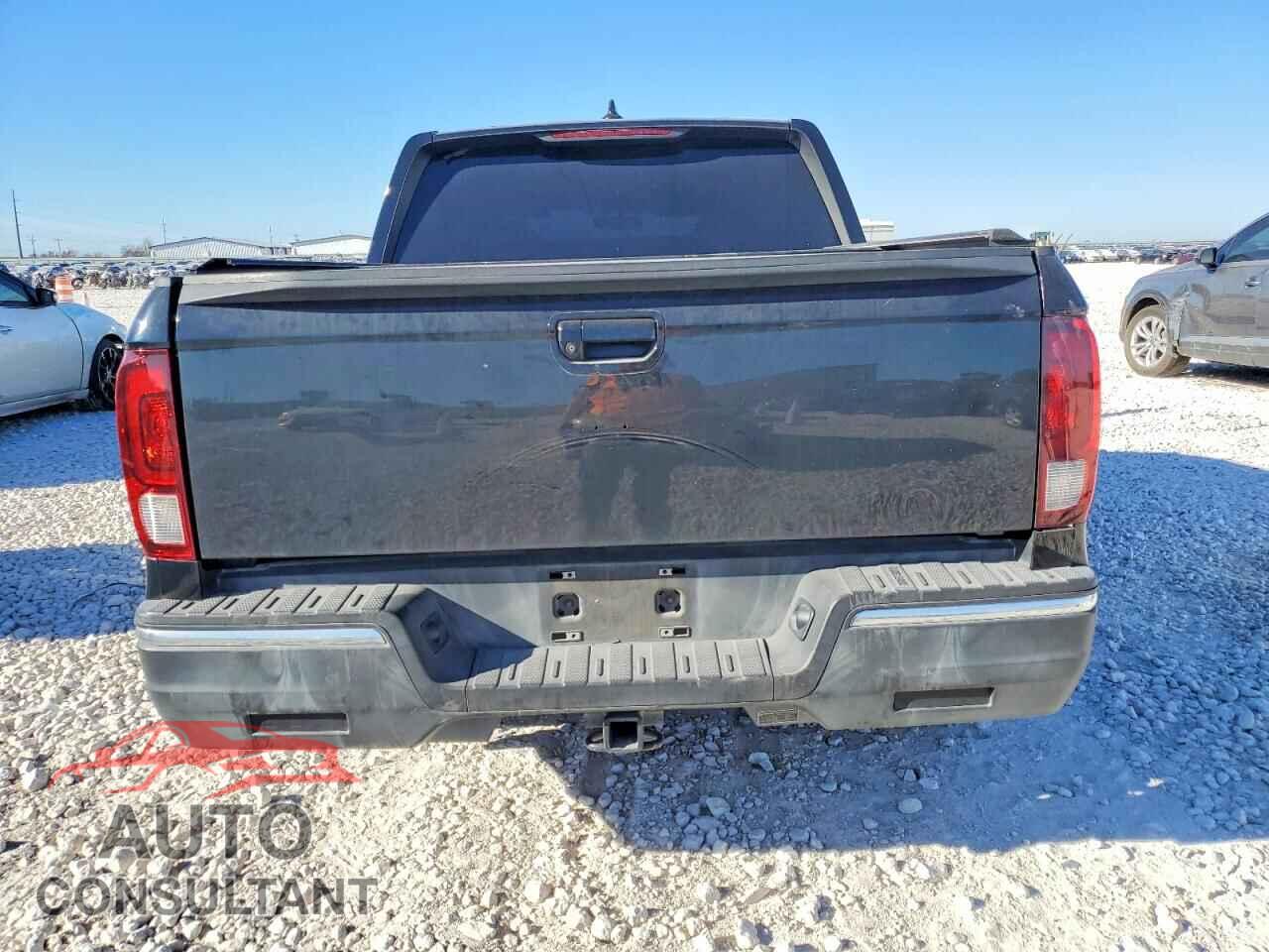 HONDA RIDGELINE 2017 - 5FPYK2F14HB001259