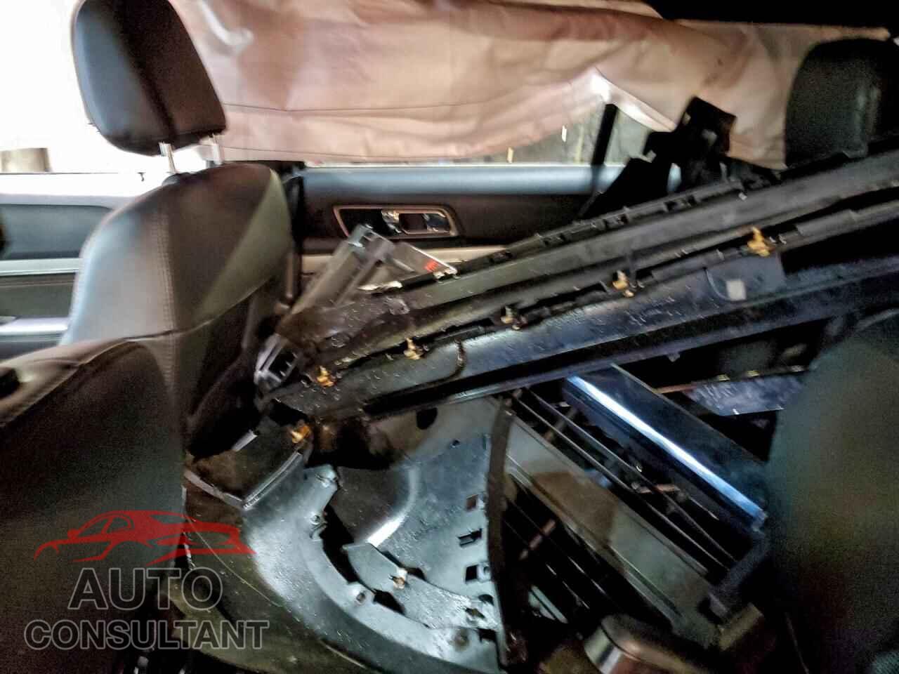 FORD EXPLORER 2018 - 1FM5K8D84JGB05644