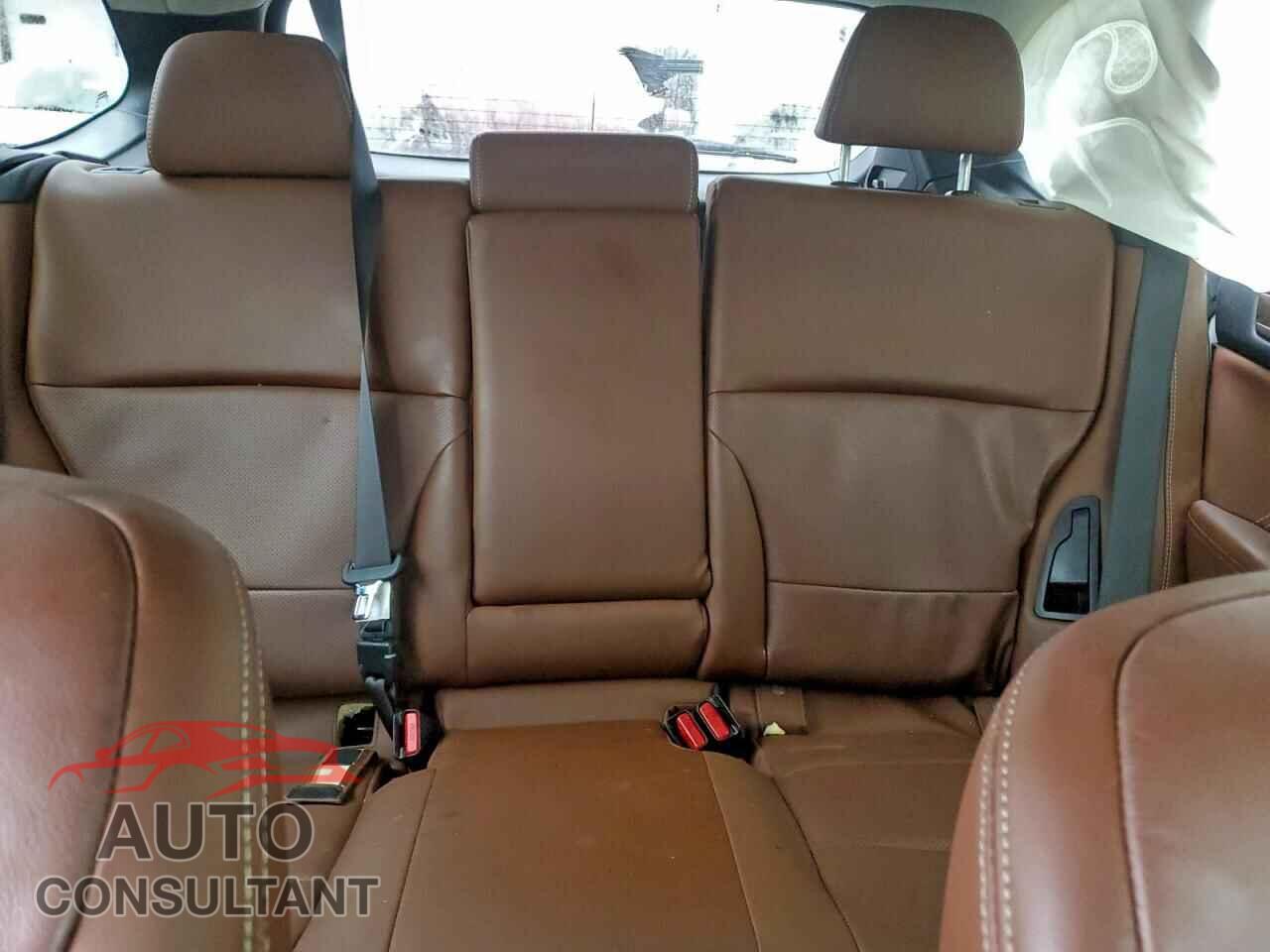 SUBARU OUTBACK 2018 - 4S4BSATC2J3343824