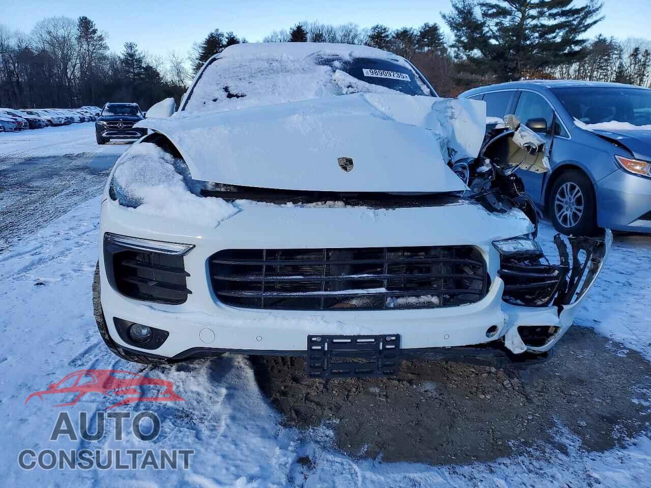 PORSCHE CAYENNE 2016 - WP1AA2A23GKA09270