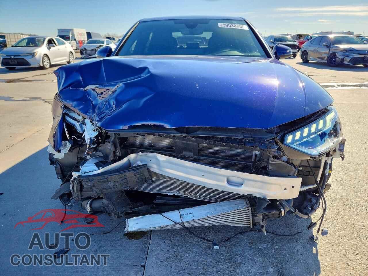 AUDI A4 2023 - WAUDAAF41PN020878