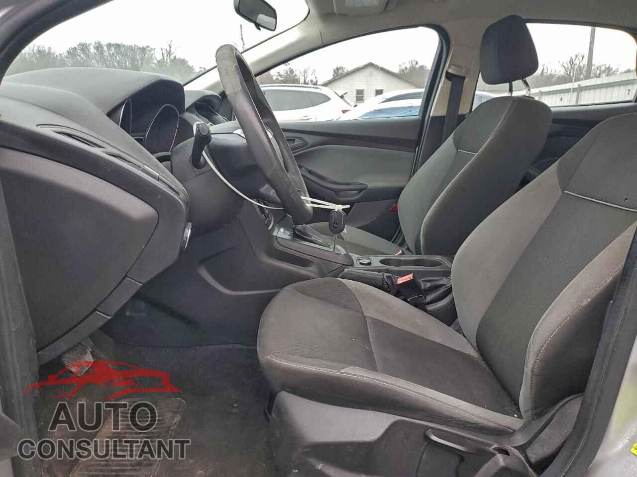 FORD FOCUS 2013 - 1FADP3E28DL166995