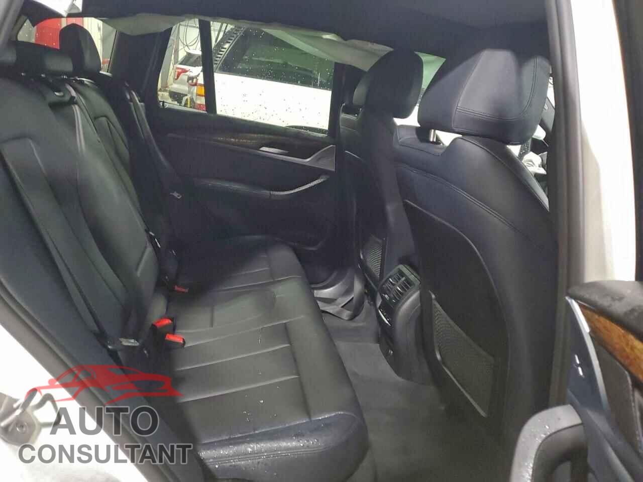 BMW X3 2018 - 5UXTR9C54JLD64941