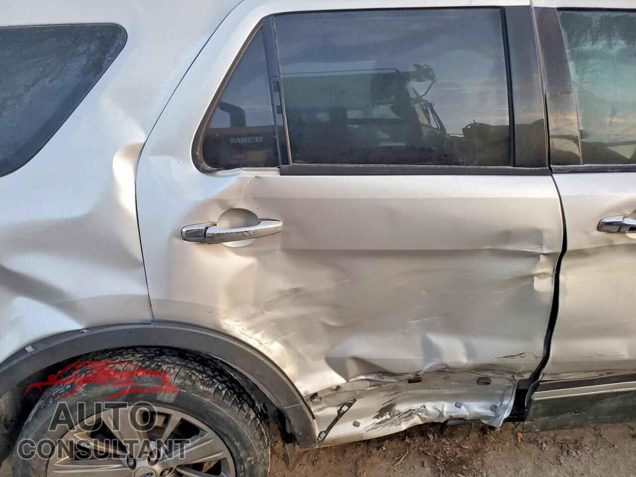 FORD EXPLORER 2018 - 1FM5K8F82JGB11472