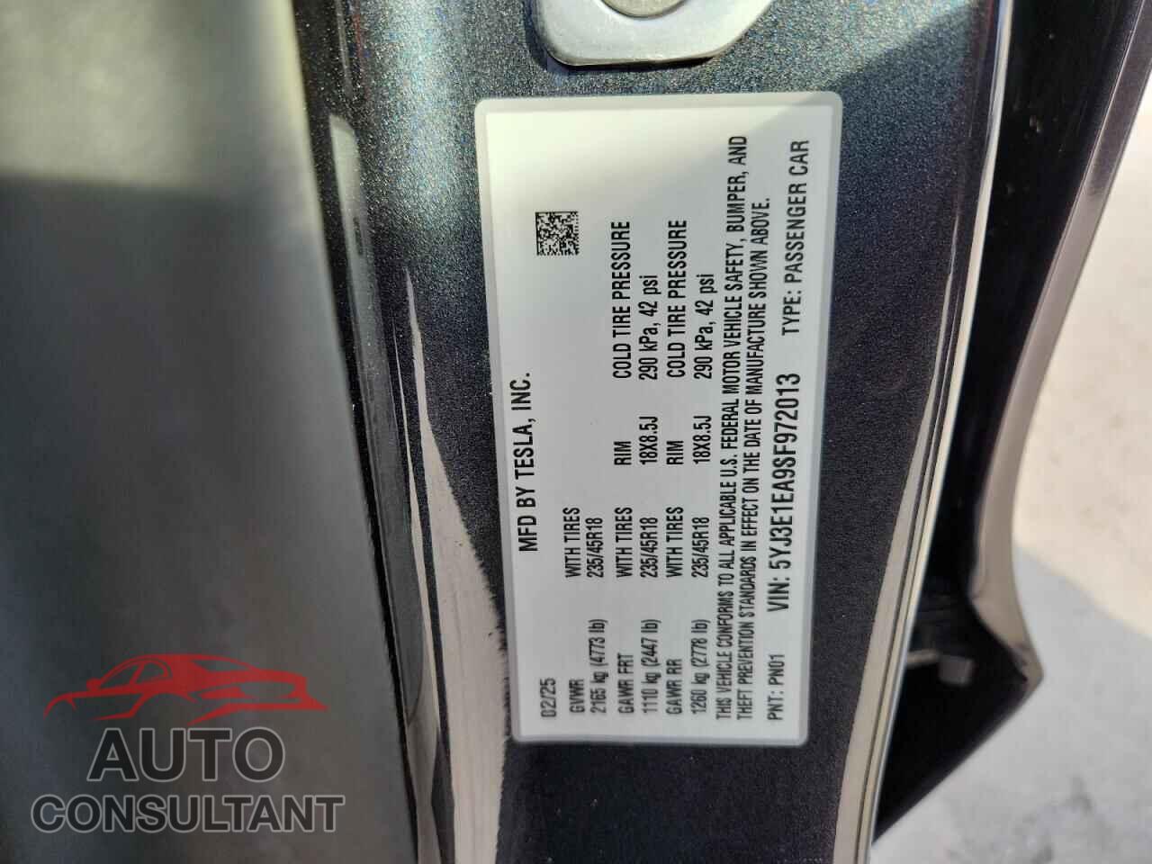 TESLA MODEL 3 2025 - 5YJ3E1EA9SF972013