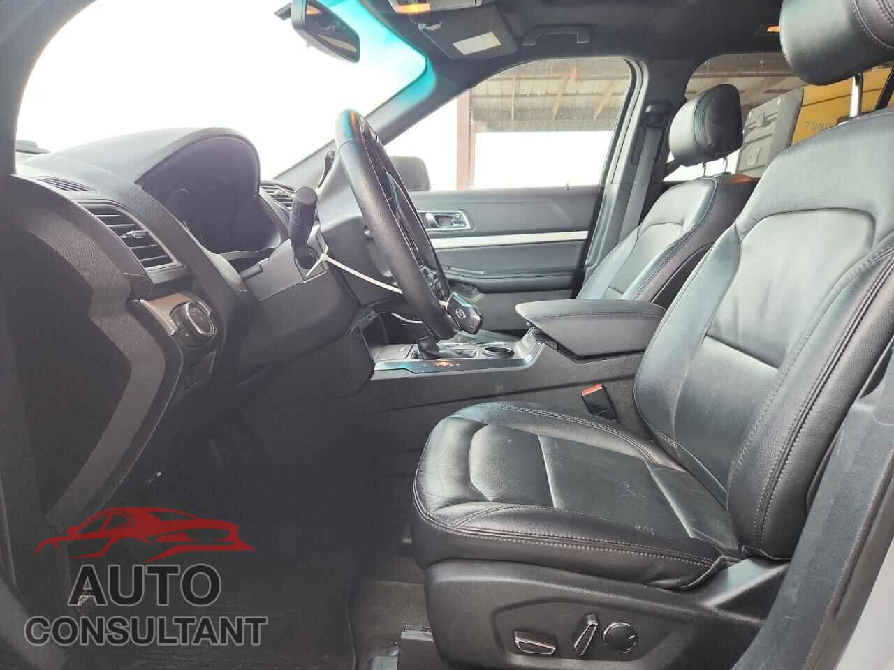 FORD EXPLORER 2017 - 1FM5K7D85HGB64495