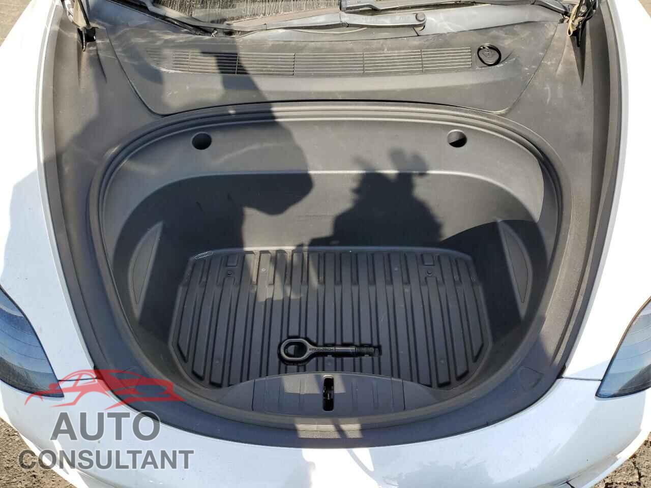 TESLA MODEL 3 2021 - 5YJ3E1EA3MF996472