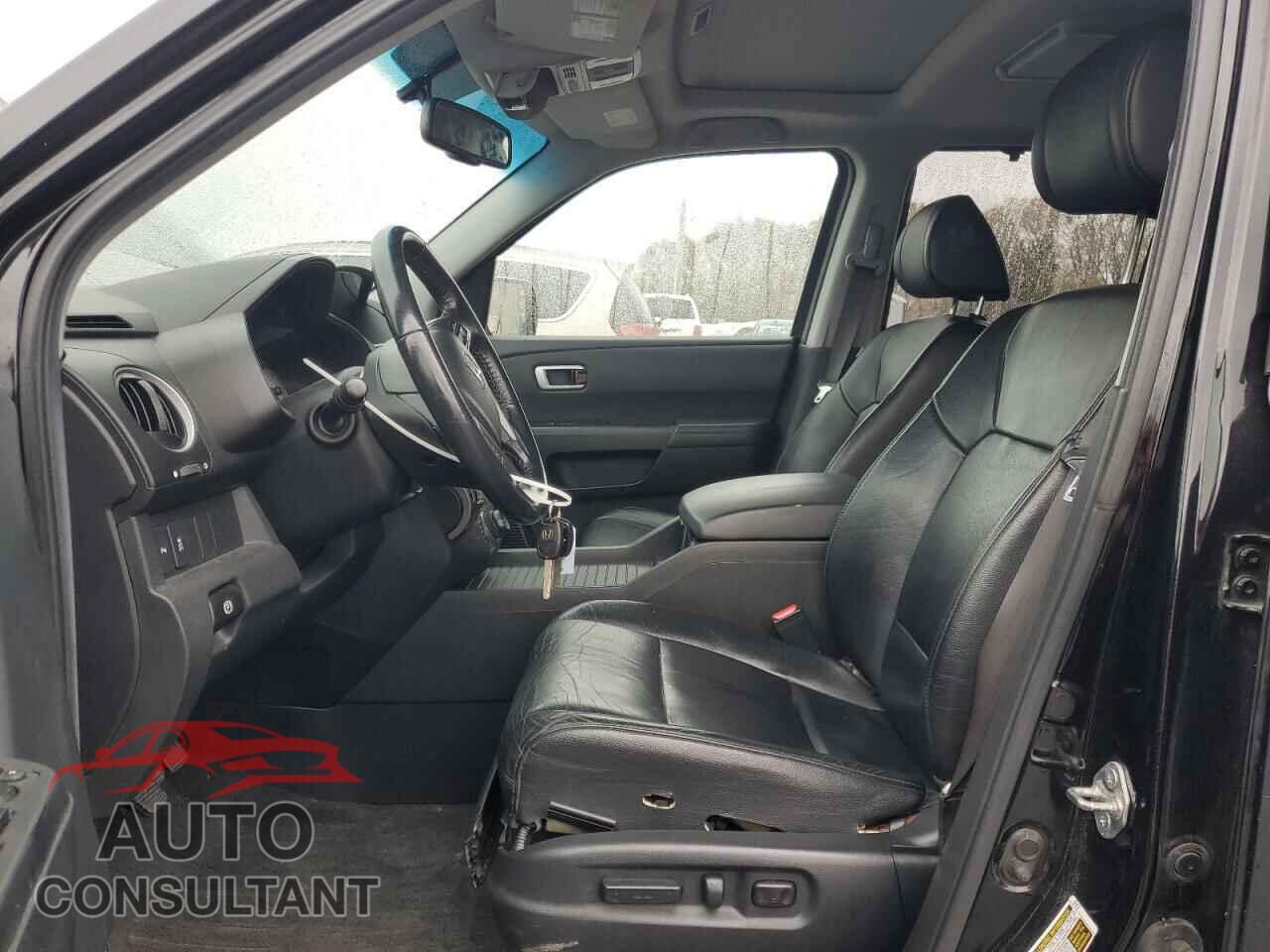 HONDA PILOT 2013 - 5FNYF4H92DB032337