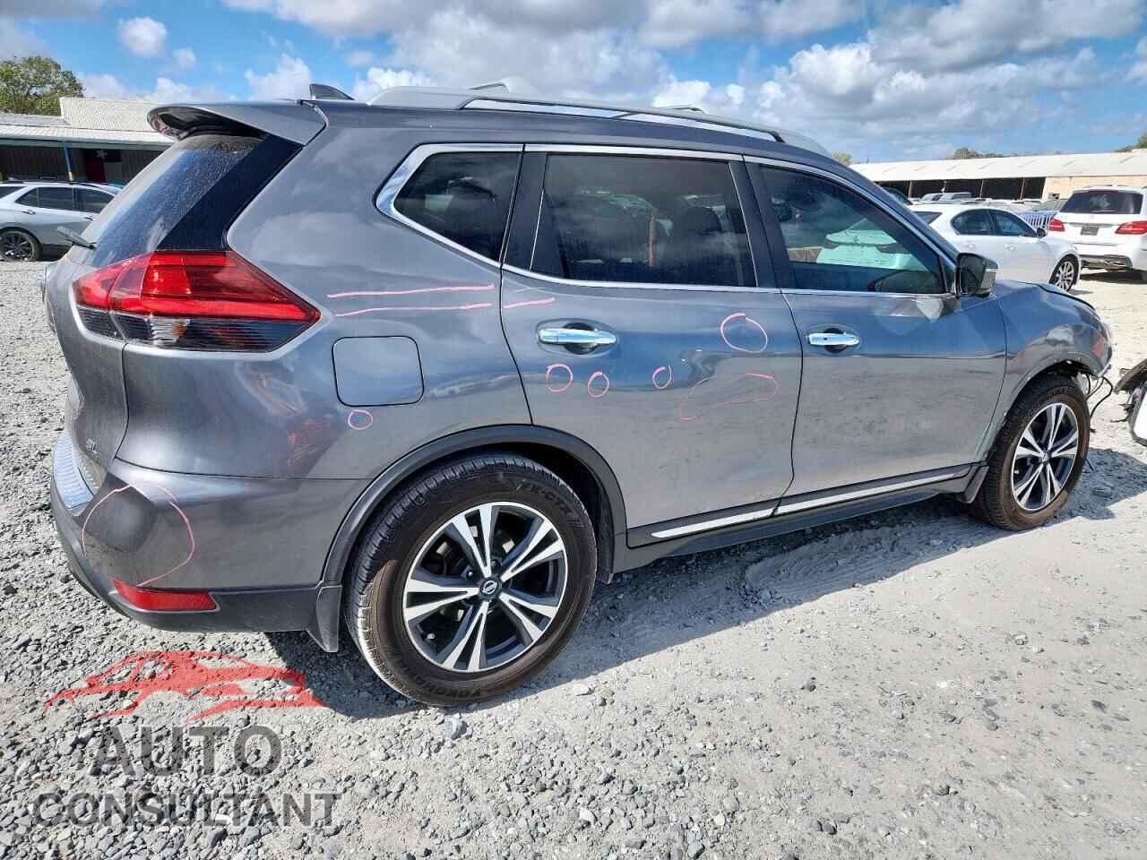 NISSAN ROGUE 2017 - 5N1AT2MT1HC772315