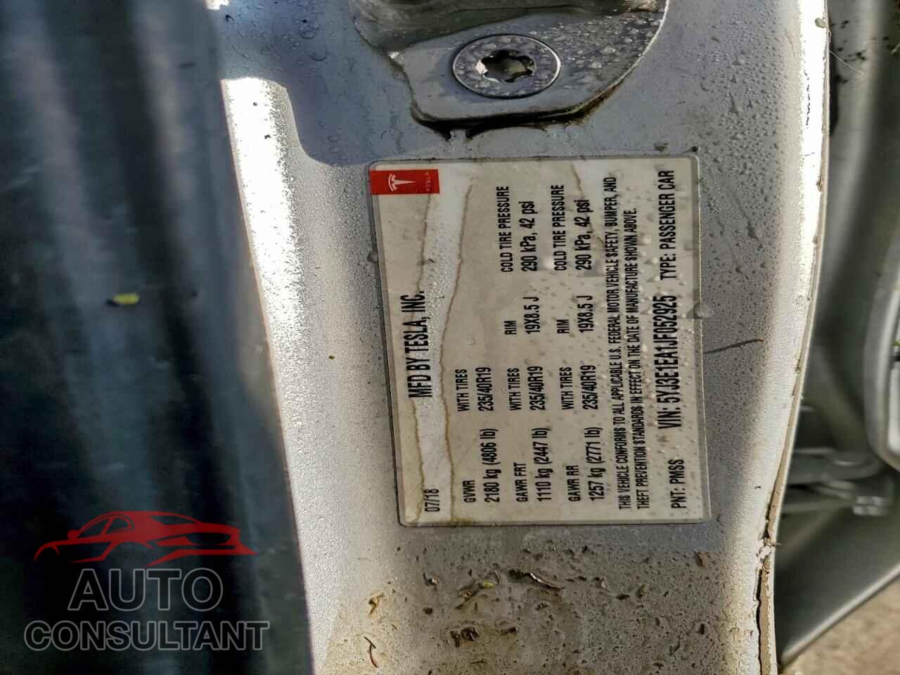 TESLA MODEL 3 2018 - 5YJ3E1EA1JF052925