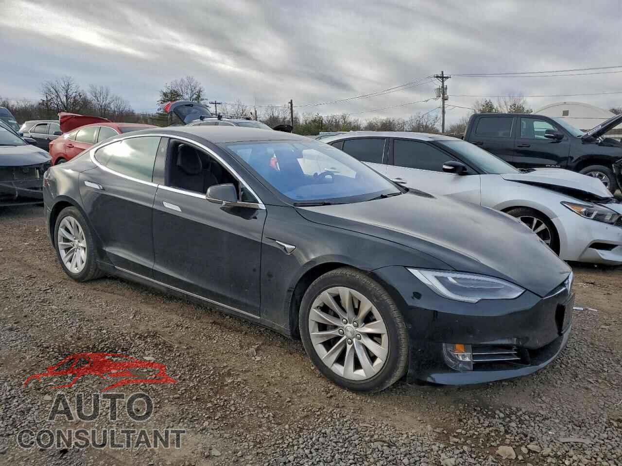 TESLA MODEL S 2018 - 5YJSA1E2XJF286173