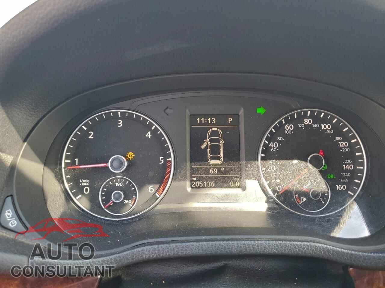 VOLKSWAGEN PASSAT 2013 - 1VWCN7A36DC149059