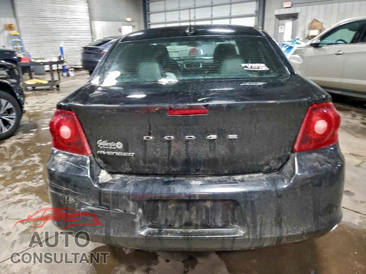 DODGE AVENGER 2011 - 1B3BD2FGXBN574562